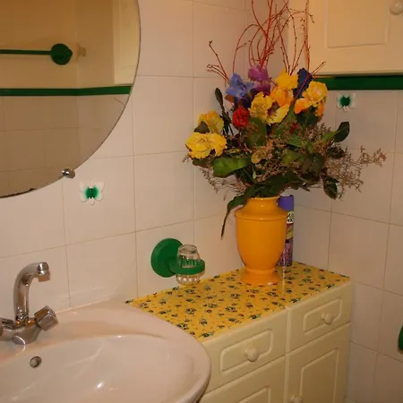 La Pinede Avec Piscine,gite De Charme Du Midi Holiday home *